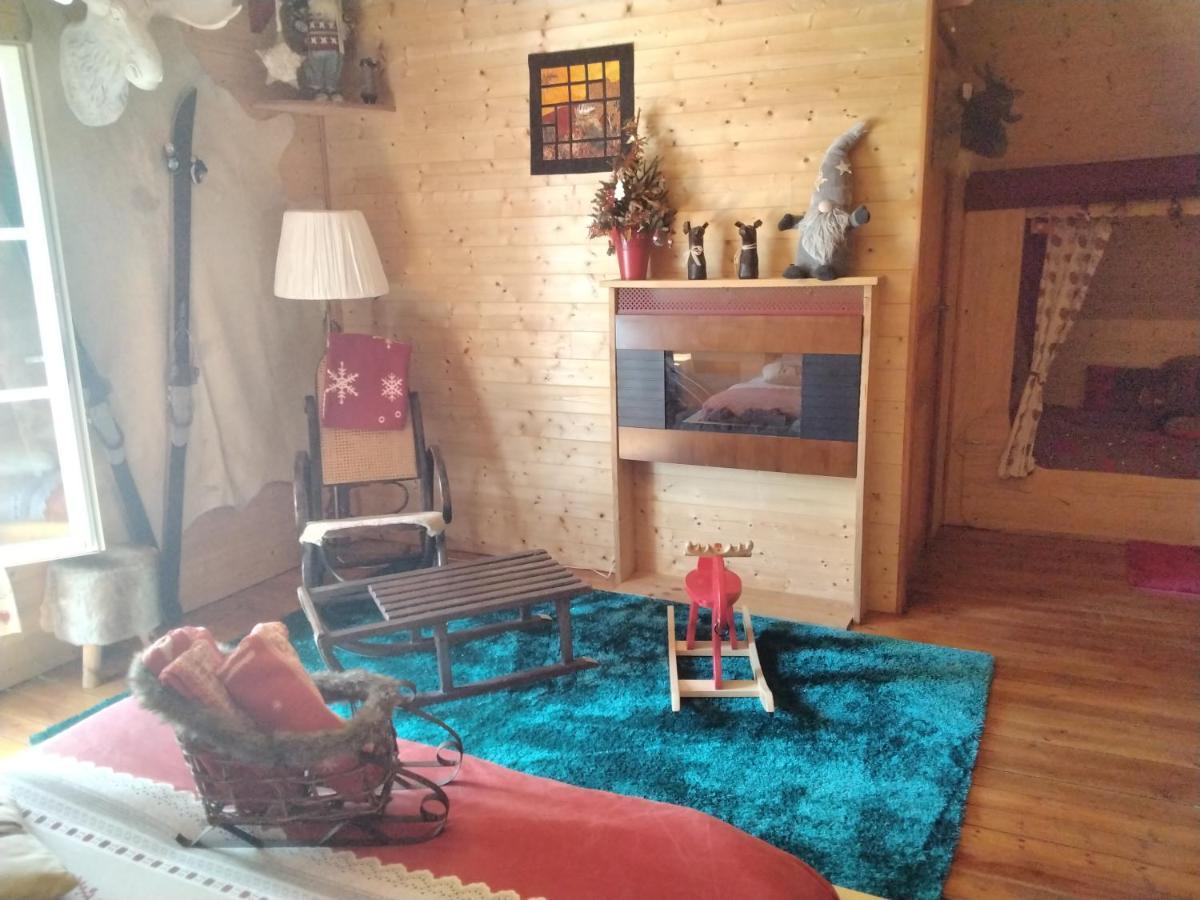 O Tour Du Monde Bed & Breakfast Cellettes  Екстериор снимка