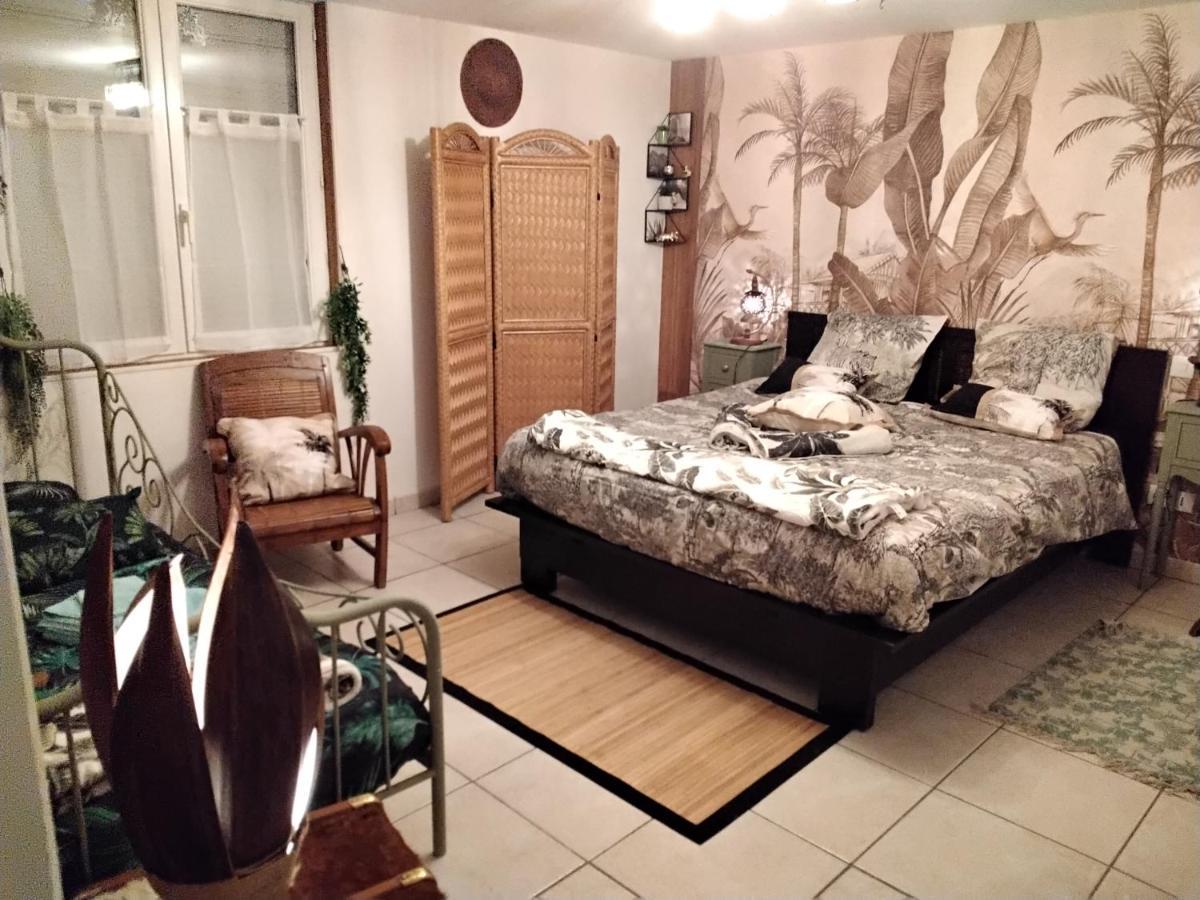 O Tour Du Monde Bed & Breakfast Cellettes  Екстериор снимка