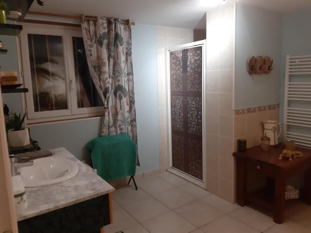O Tour Du Monde Bed & Breakfast Cellettes  Екстериор снимка