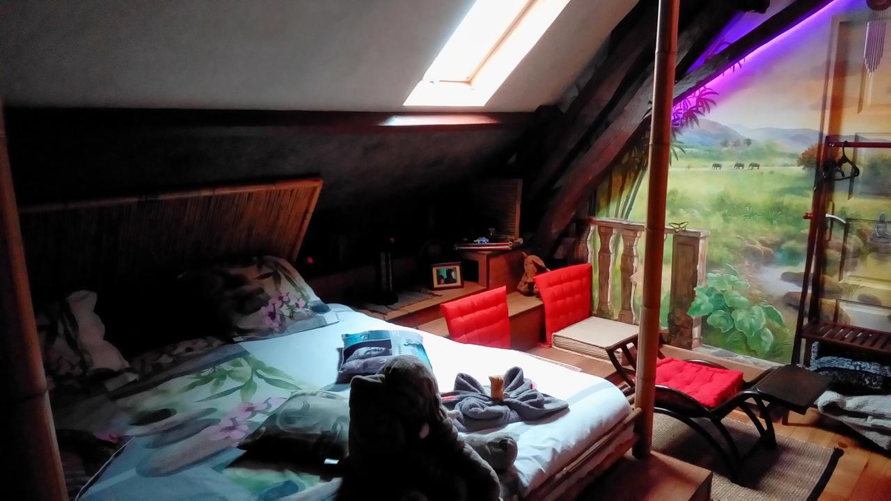 O Tour Du Monde Bed & Breakfast Cellettes  Екстериор снимка