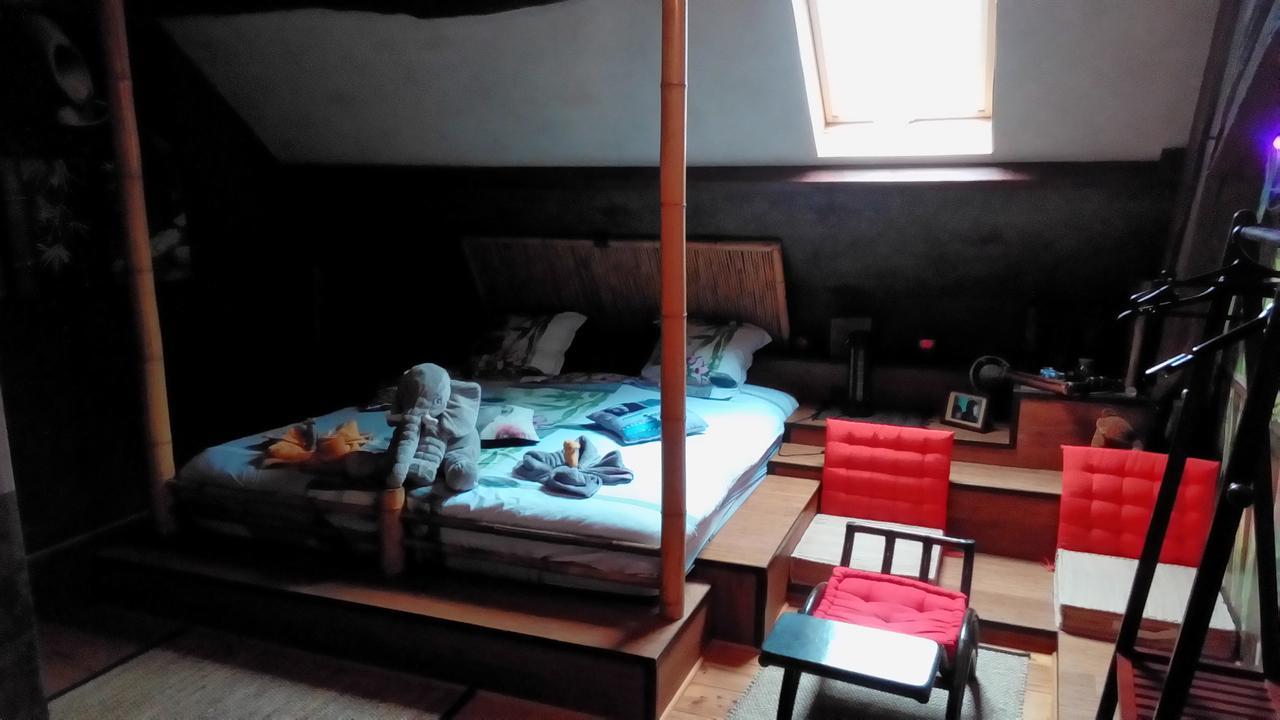 O Tour Du Monde Bed & Breakfast Cellettes  Екстериор снимка