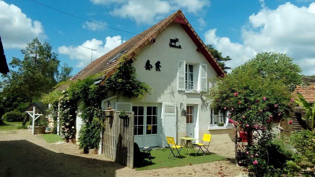 O Tour Du Monde Bed & Breakfast Cellettes  Екстериор снимка