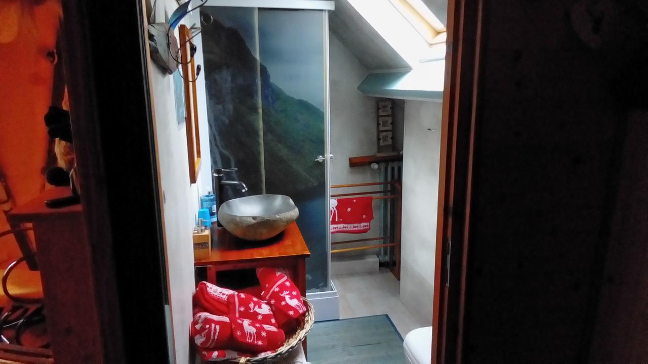 O Tour Du Monde Bed & Breakfast Cellettes  Екстериор снимка