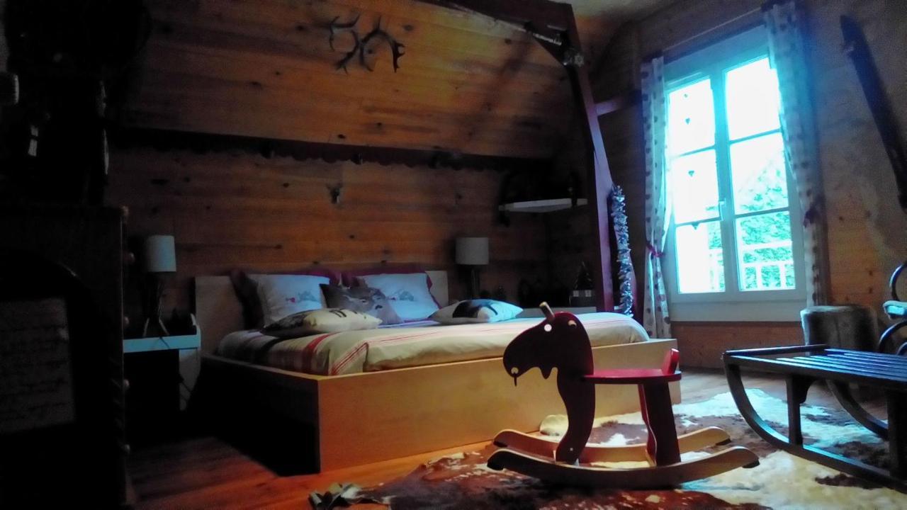 O Tour Du Monde Bed & Breakfast Cellettes  Екстериор снимка